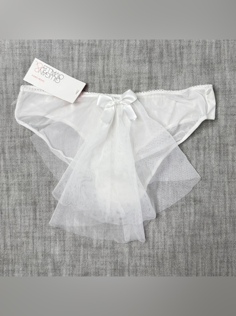 VTG Gilligan & O'Malley Bride Bikini Panty Size M Booty Ribbon Veil & Bow Satin